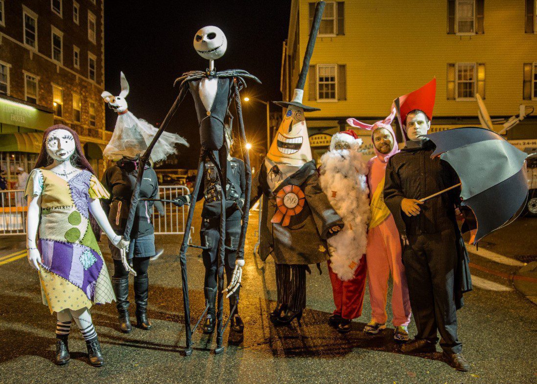 Halloween-Night-Live-Music-yuMWO0