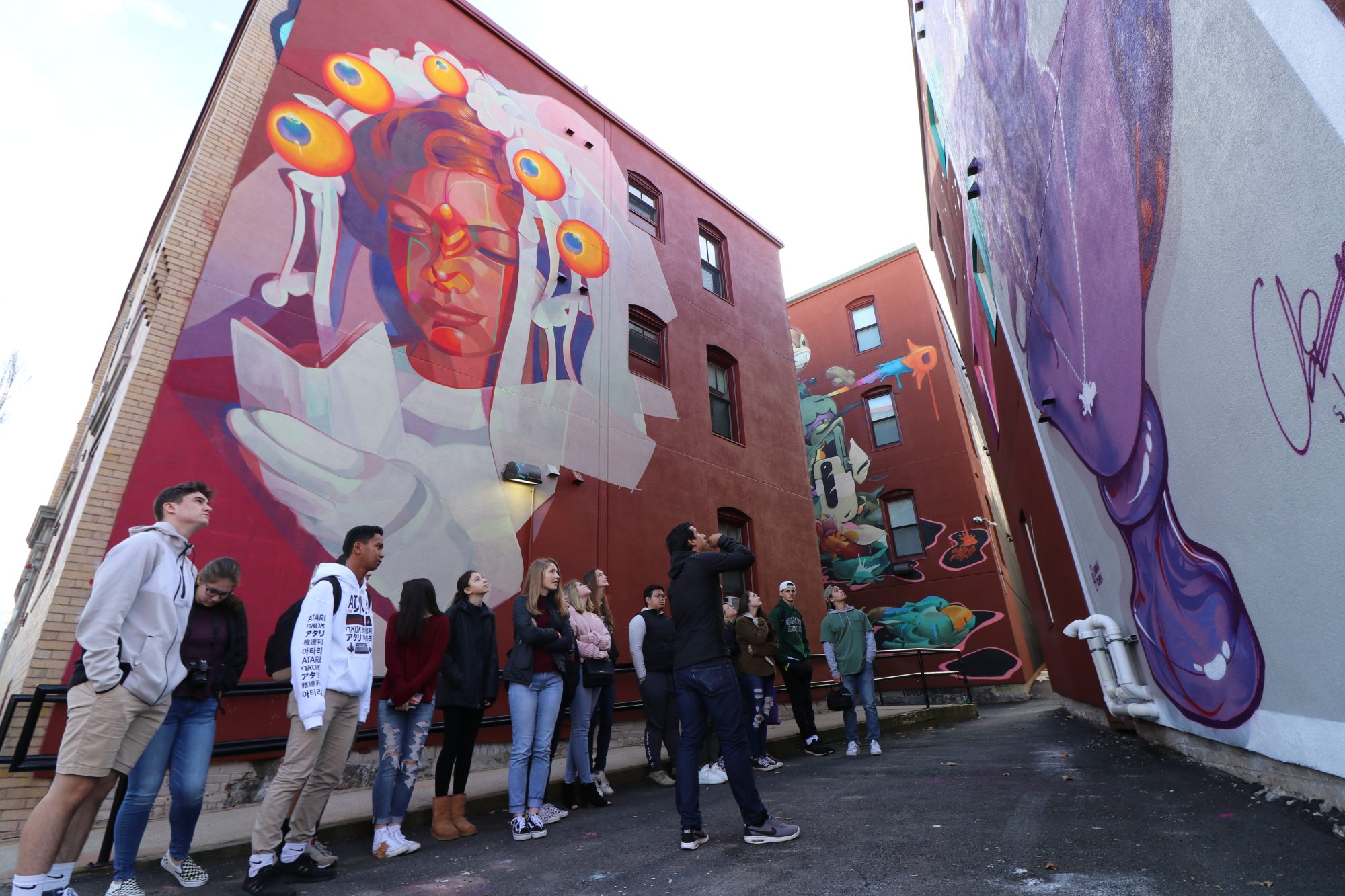 School-tour-of-PUAM-re_-history-housing-art-Mural-is-scaled-juE7ca