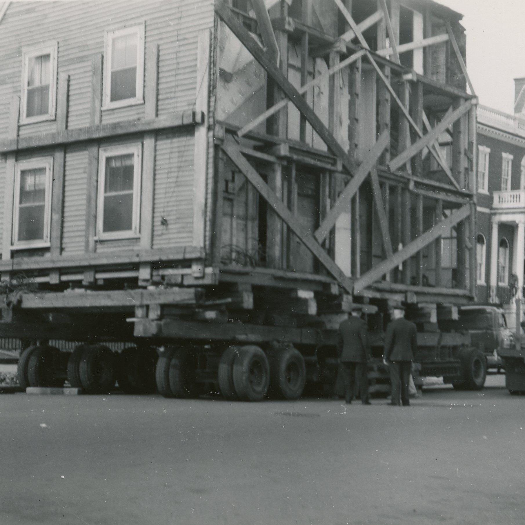 birthplace-move-1958-4-0BdnD0